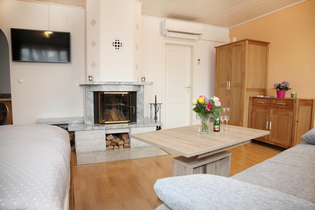 Chiemsee Comfort-Bungalow Mit Garten 瑞姆斯汀 外观 照片